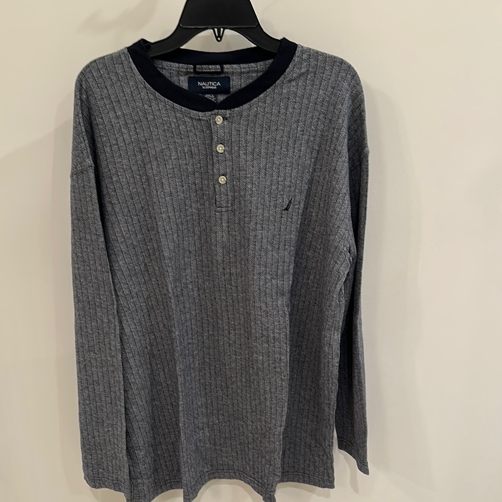 Nautica Men's Gray Long Sleeve Shirt